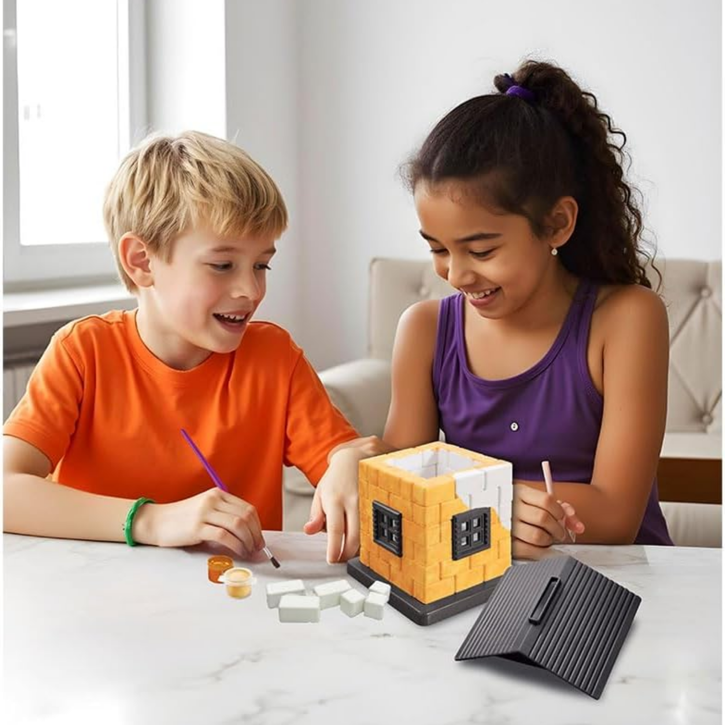 Moldea y crea una casa de arquitecto con mini ladrillos