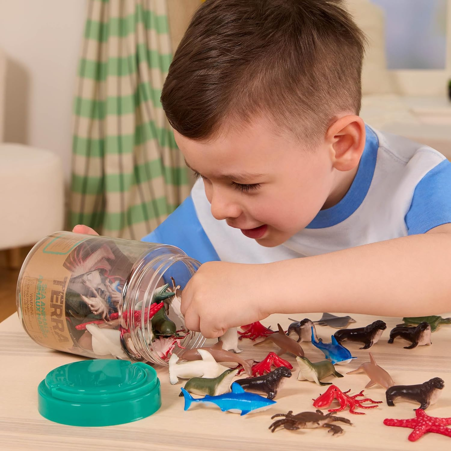 Set de animales marinos mini en tubo 60 piezas