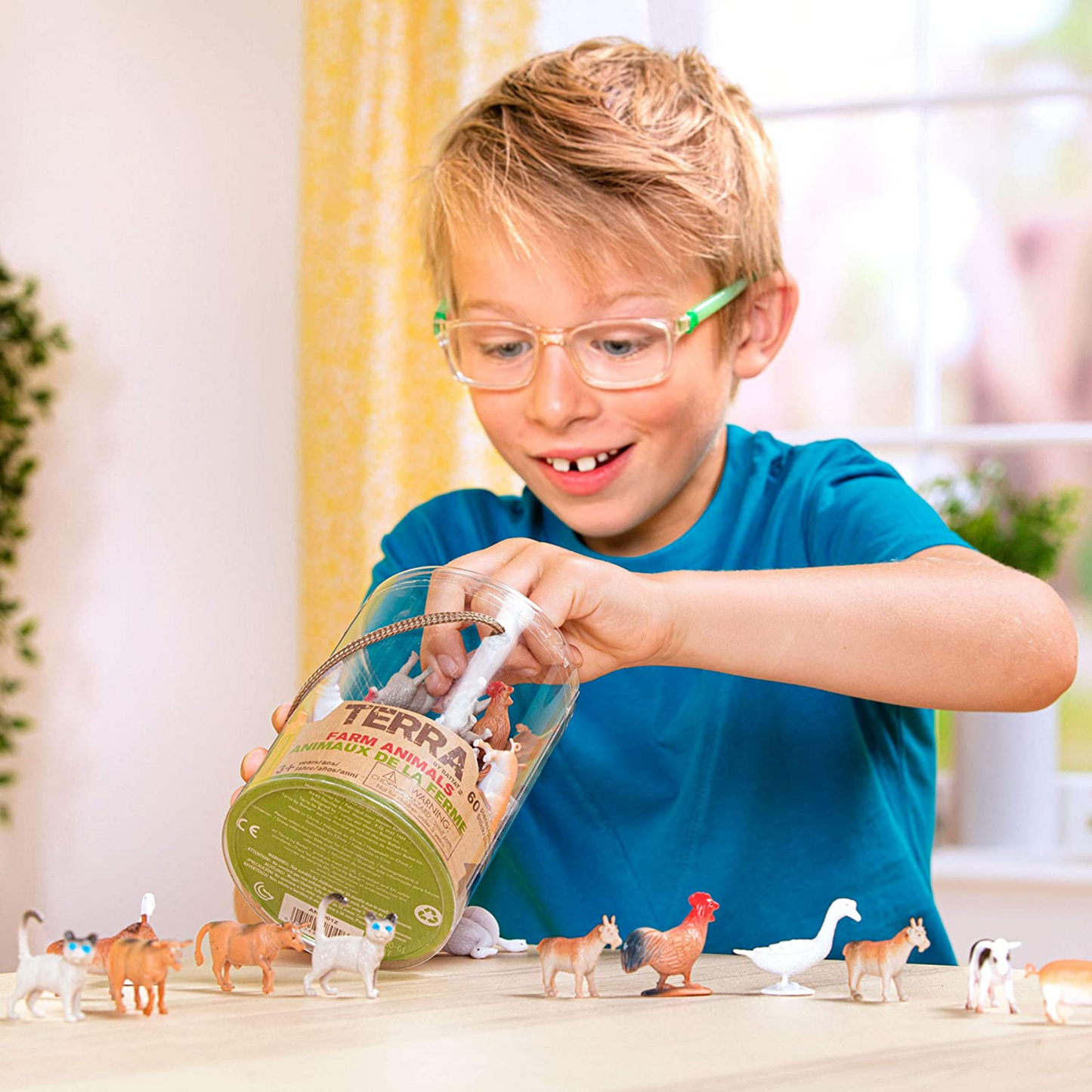 Set animales de la granja en tubo