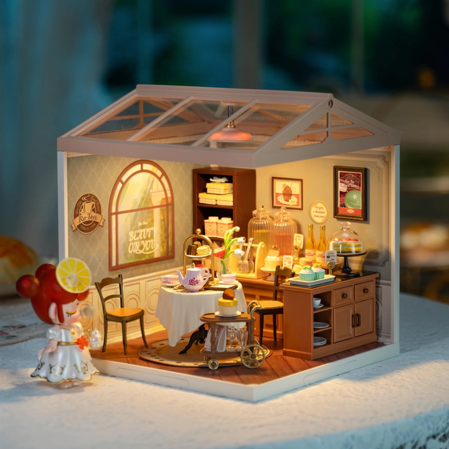 Rolife Super Creator - Kit para armar salón de té en miniatura