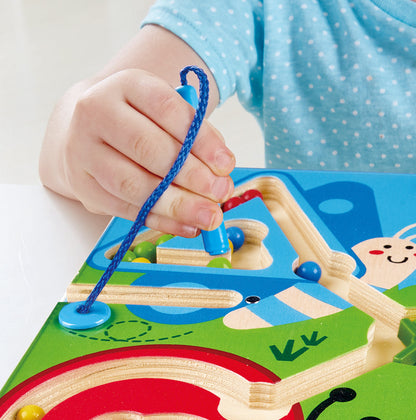 Laberinto magnético de madera modelo insectos