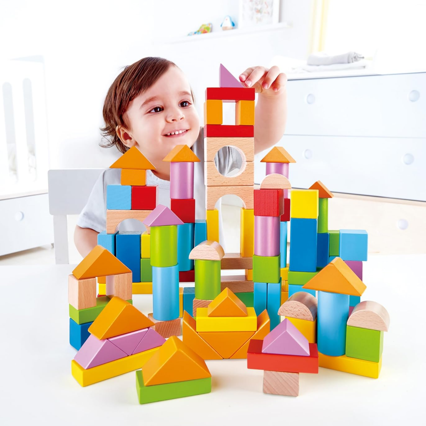 Set de 101 bloques de madera en balde Play Essentials